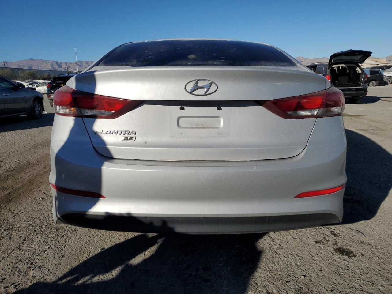 2018 HYUNDAI ELANTRA SE - Фото 6