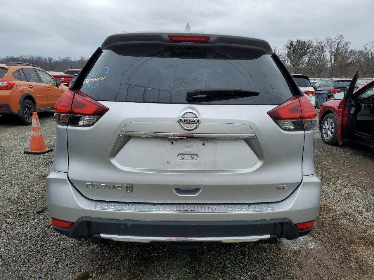 2017 NISSAN ROGUE S - Image 6