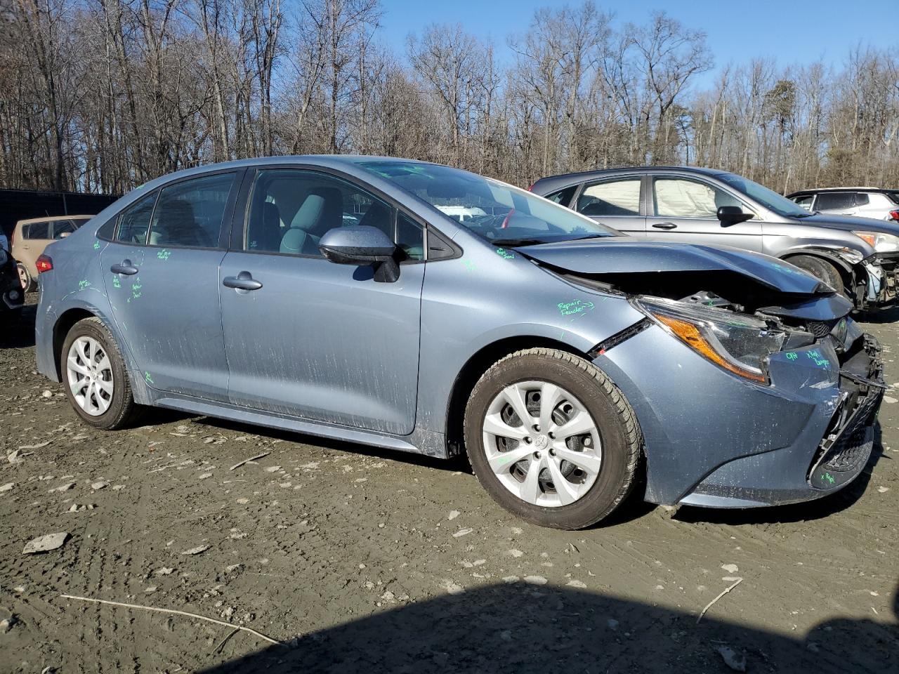 2020 TOYOTA COROLLA LE - Фото 4