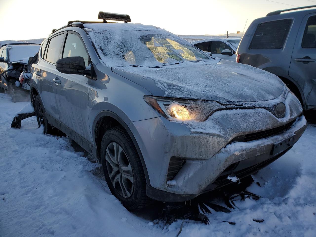 2018 TOYOTA RAV4 LE - Image 4