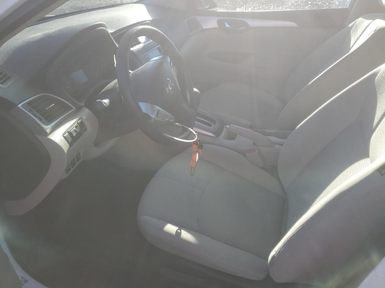 2017 NISSAN SENTRA S - Фото 7