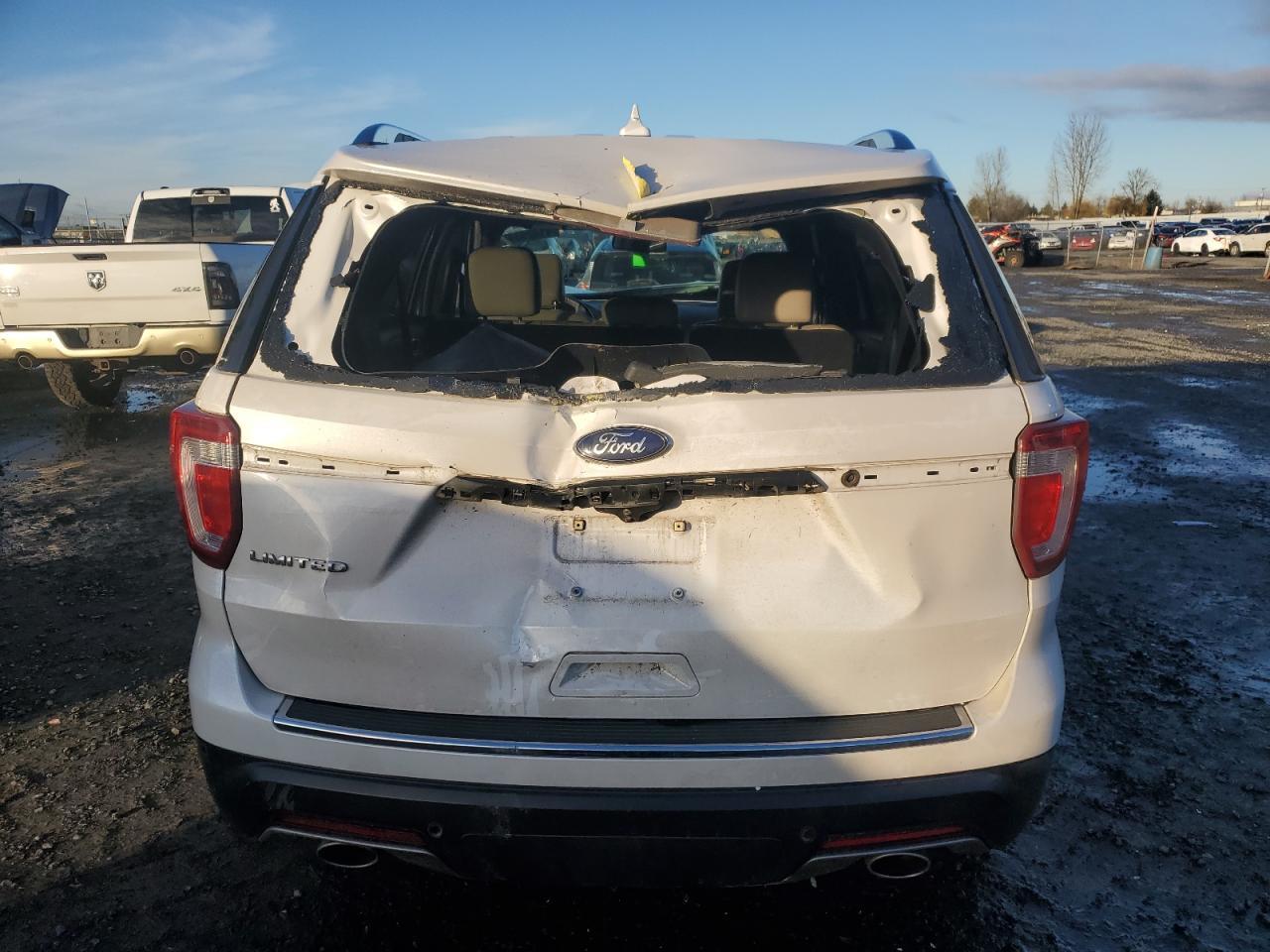 2018 FORD EXPLORER L - Image 6