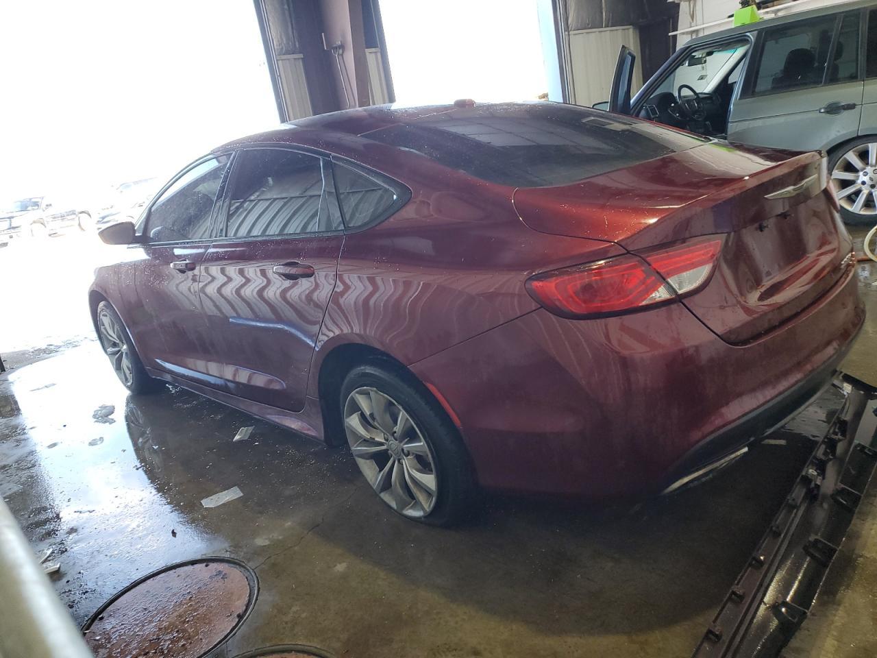 2015 CHRYSLER 200 S - Фото 2