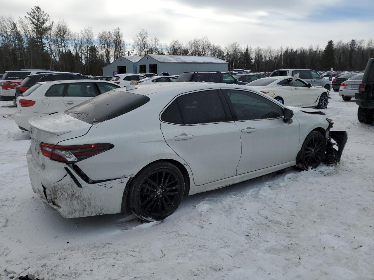 2022 TOYOTA CAMRY XSE - Фото 3