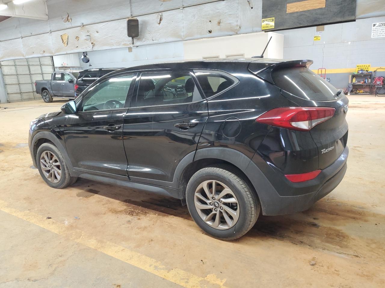 2016 HYUNDAI TUCSON SE - Фото 2