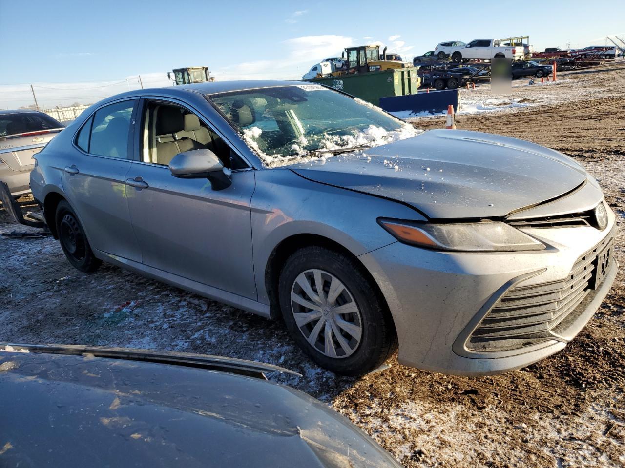 2023 TOYOTA CAMRY LE - Фото 4