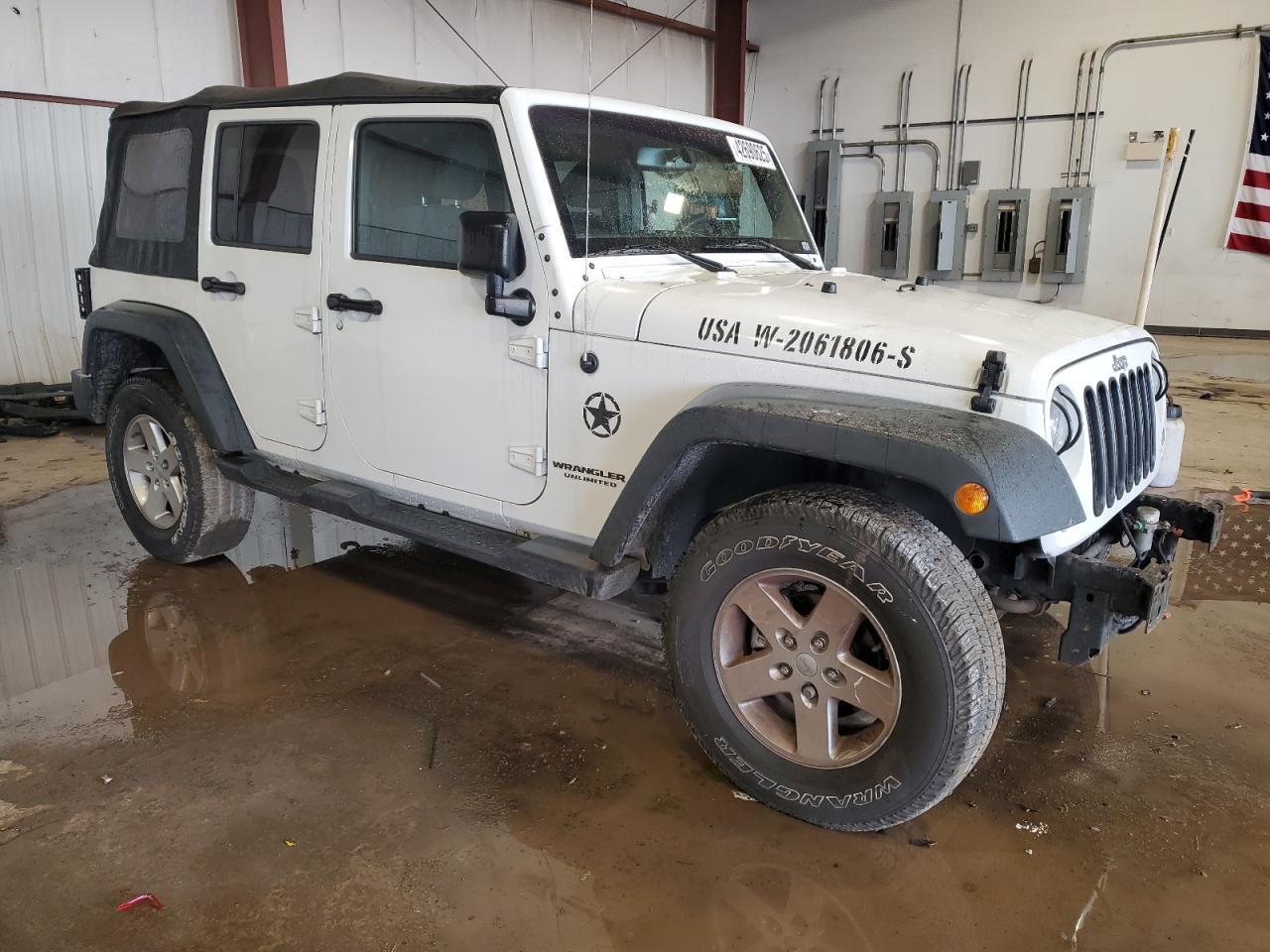 2017 JEEP WRANGLER U - Image 4