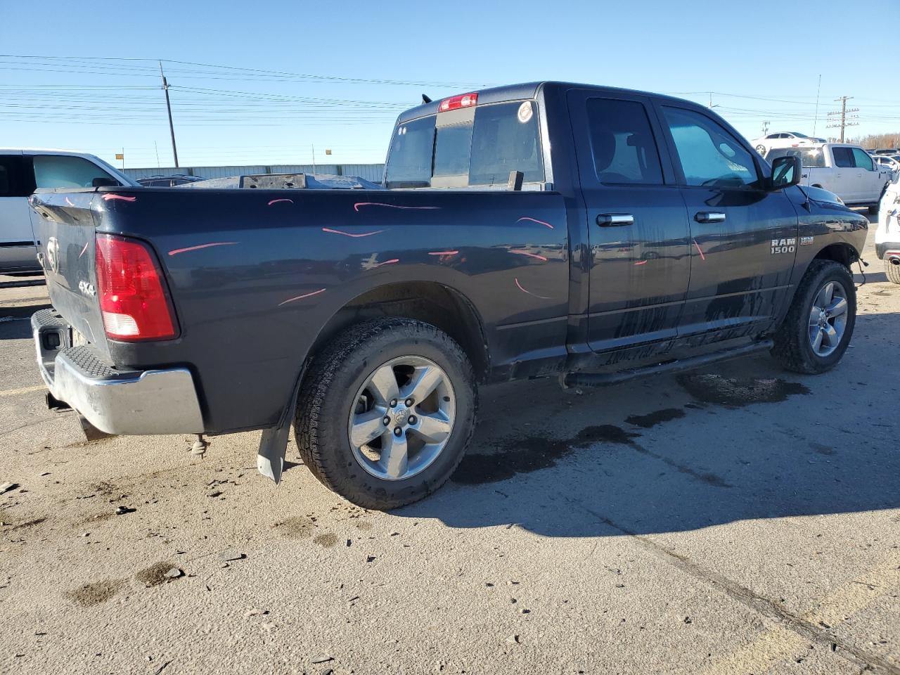 2015 RAM 1500 SLT - Image 3