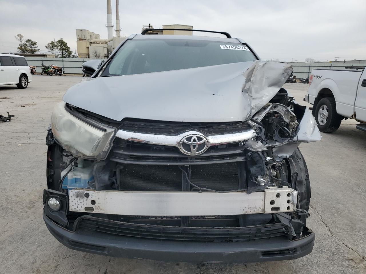 2015 TOYOTA HIGHLANDER - Image 5
