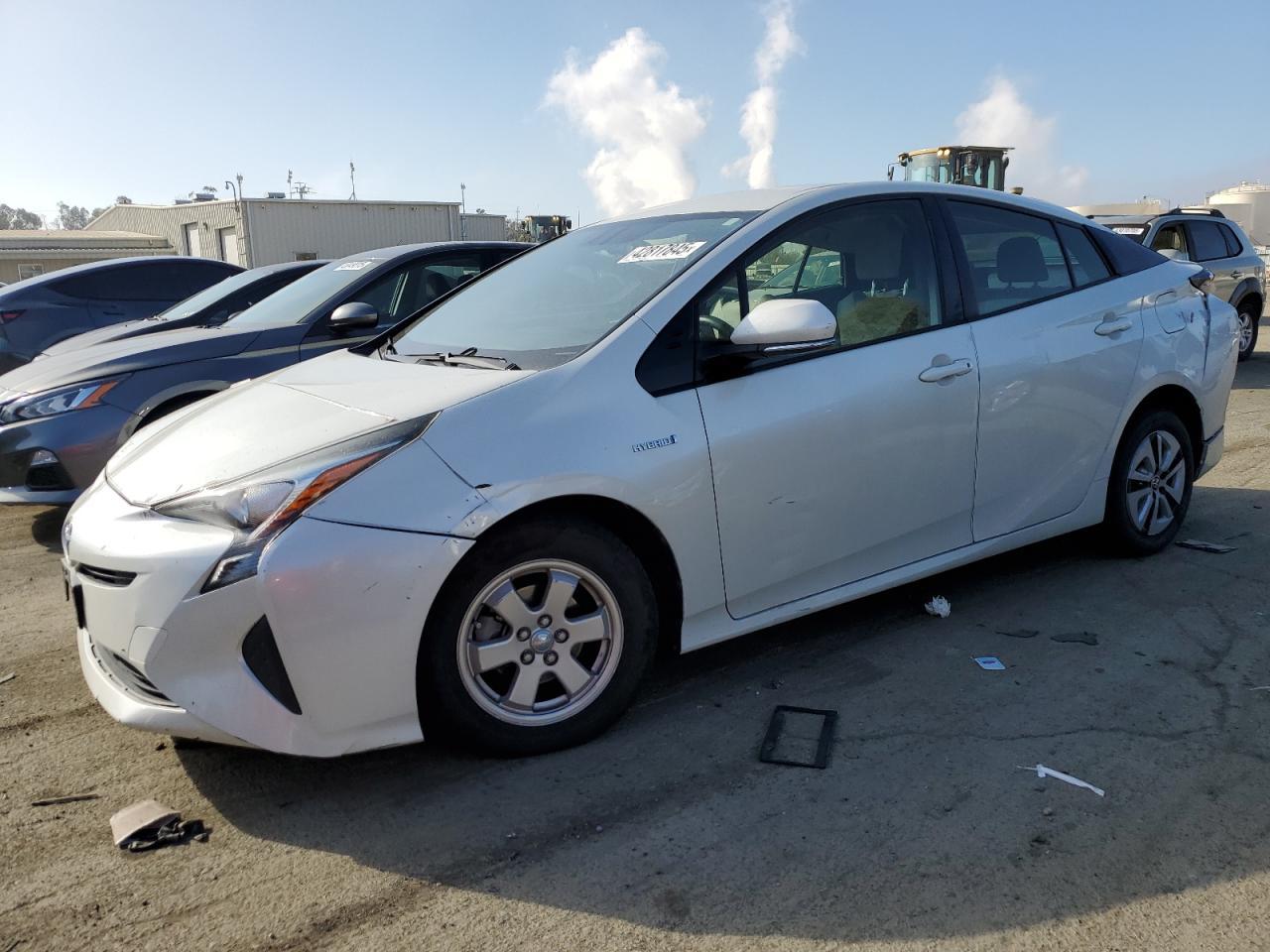 2016 TOYOTA PRIUS