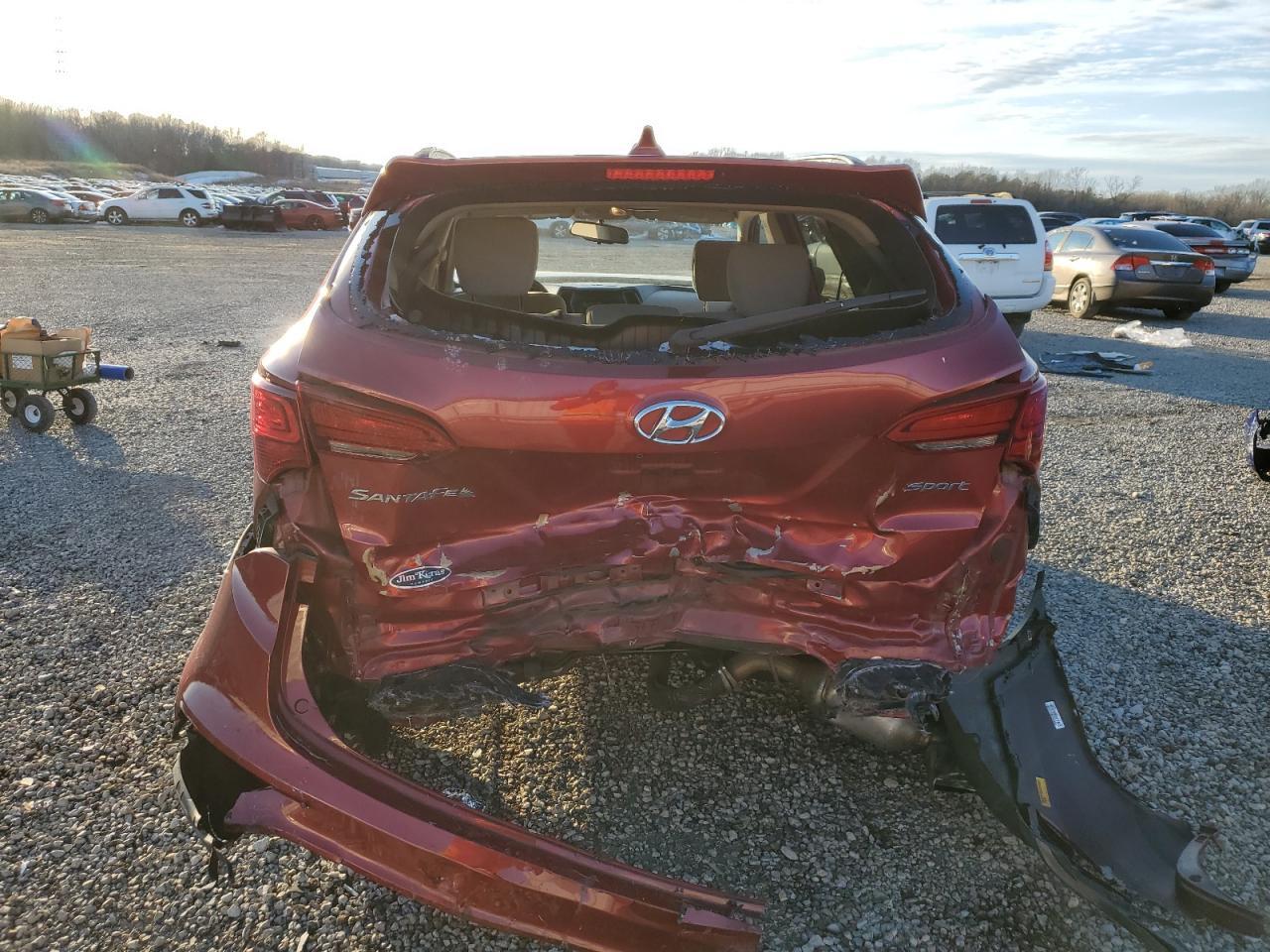 2017 HYUNDAI SANTA FE S - Image 6