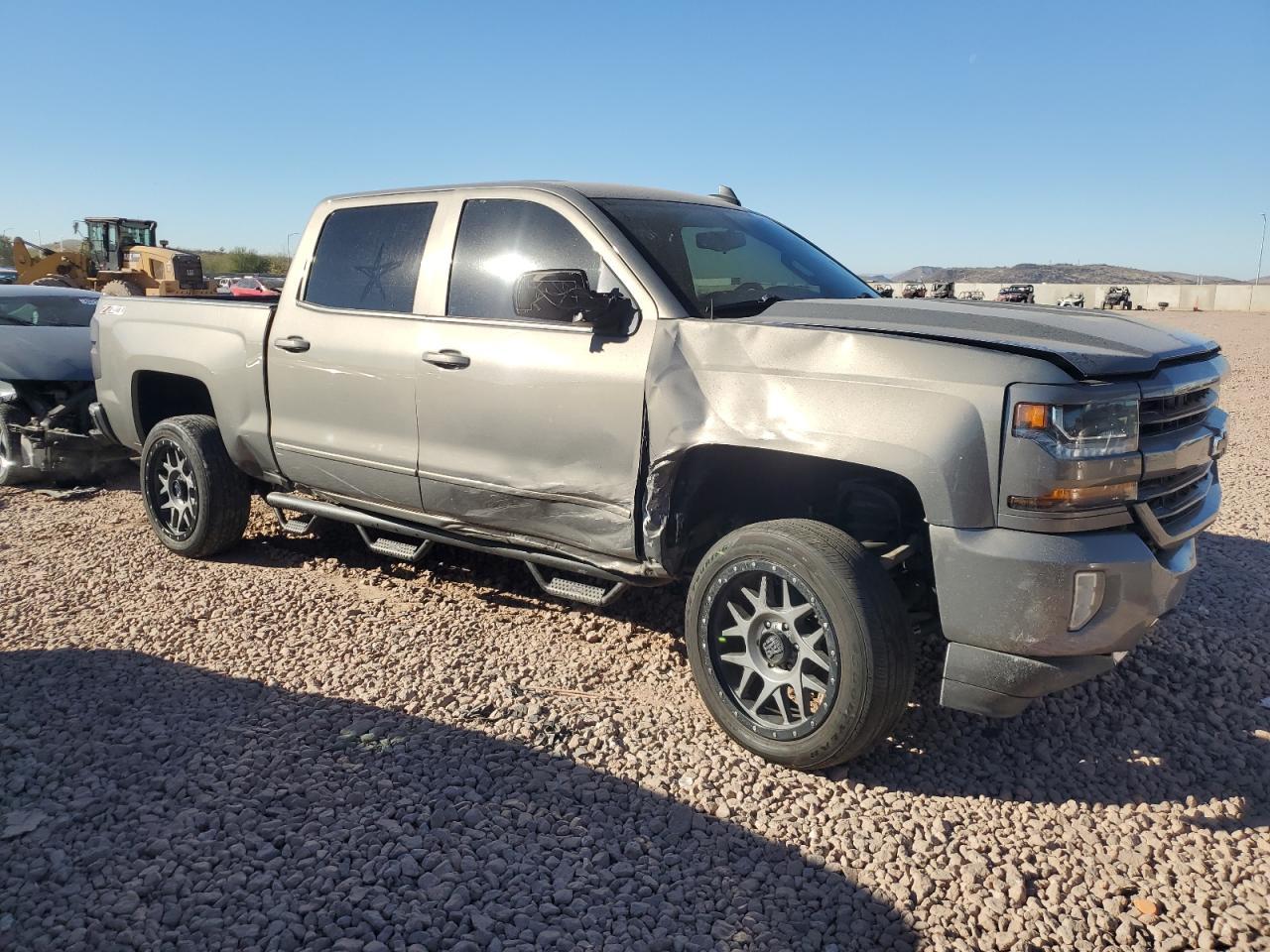 2017 CHEVROLET SILVERADO - Фото 4