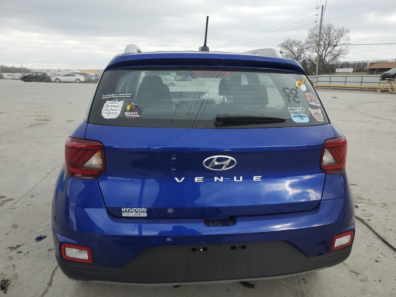 2023 HYUNDAI VENUE SEL - Фото 6