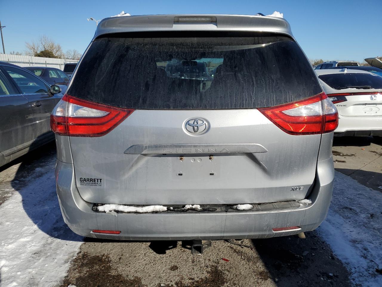 2015 TOYOTA SIENNA XLE - Фото 6
