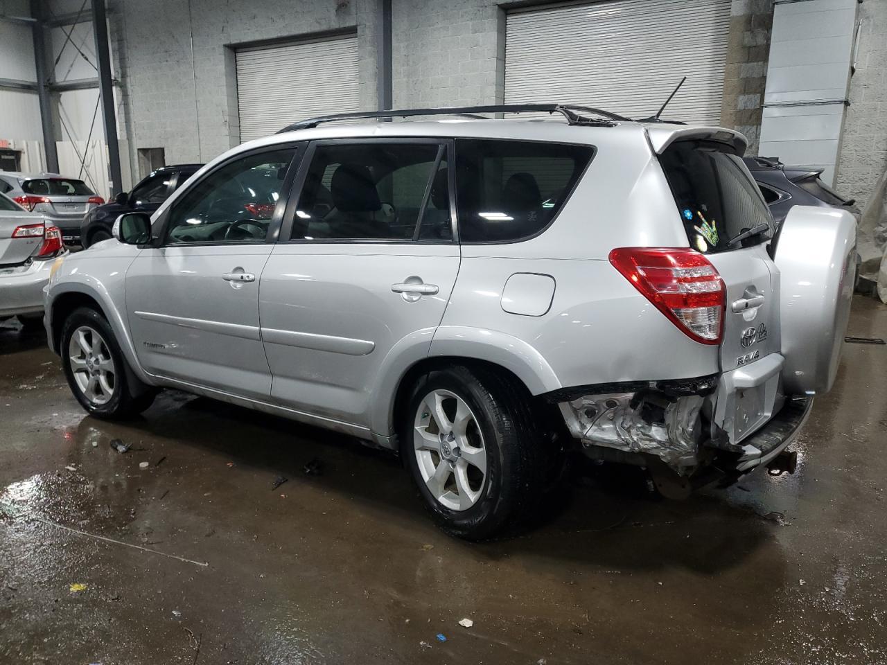 2011 TOYOTA RAV4 LIMIT - Фото 2