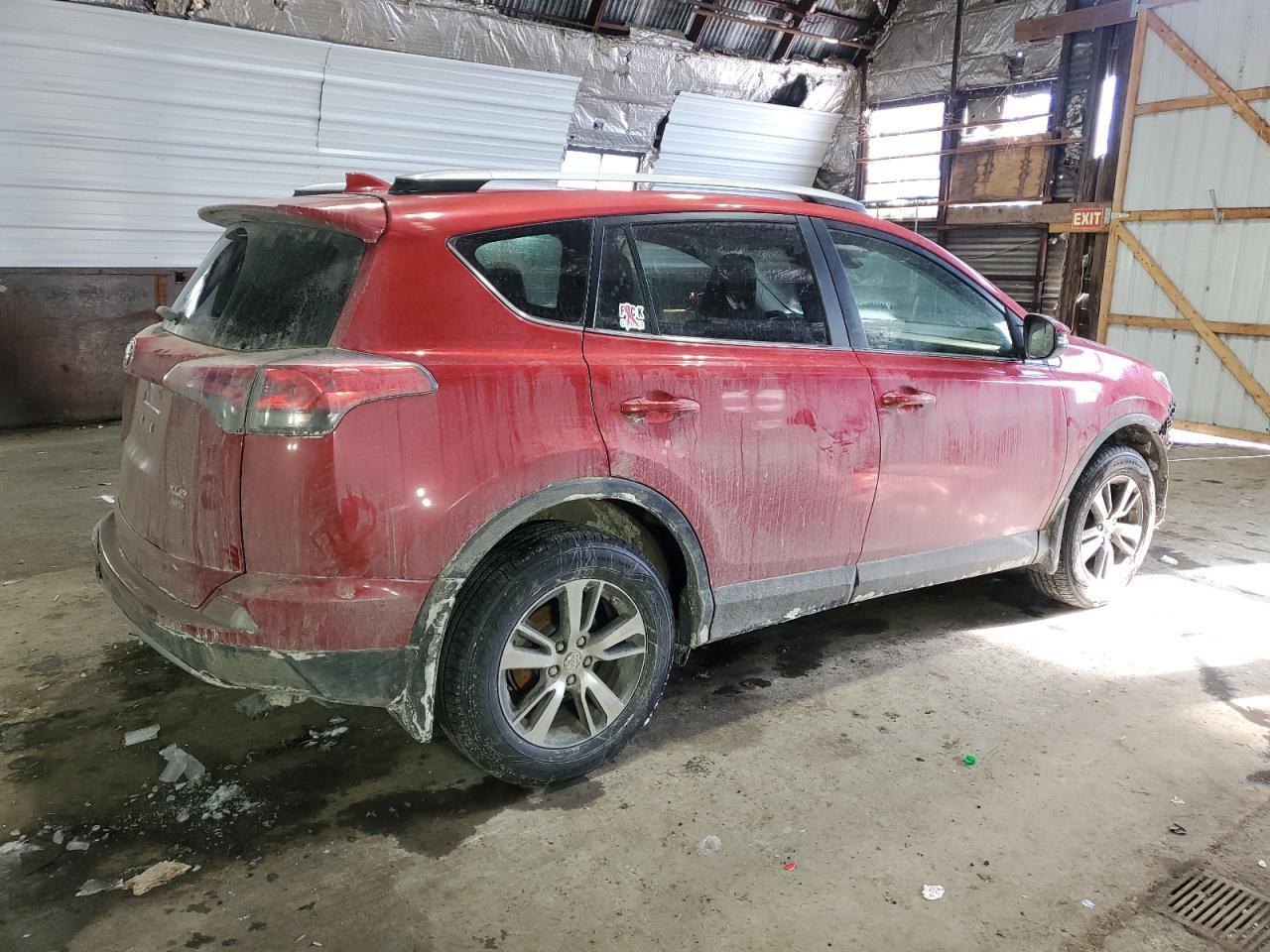 2017 TOYOTA RAV4 XLE - Image 3