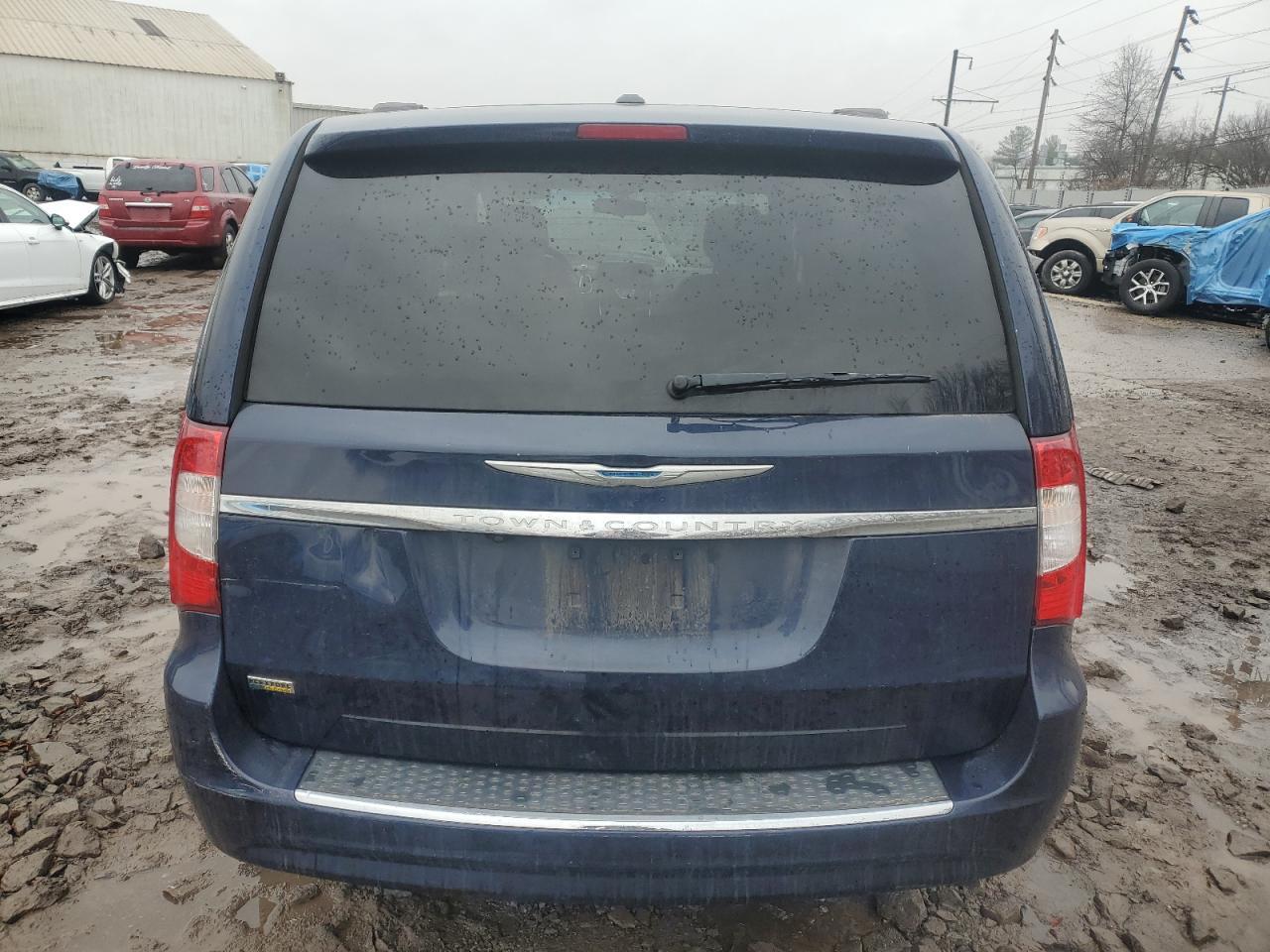 2014 CHRYSLER TOWN & COU - Image 6