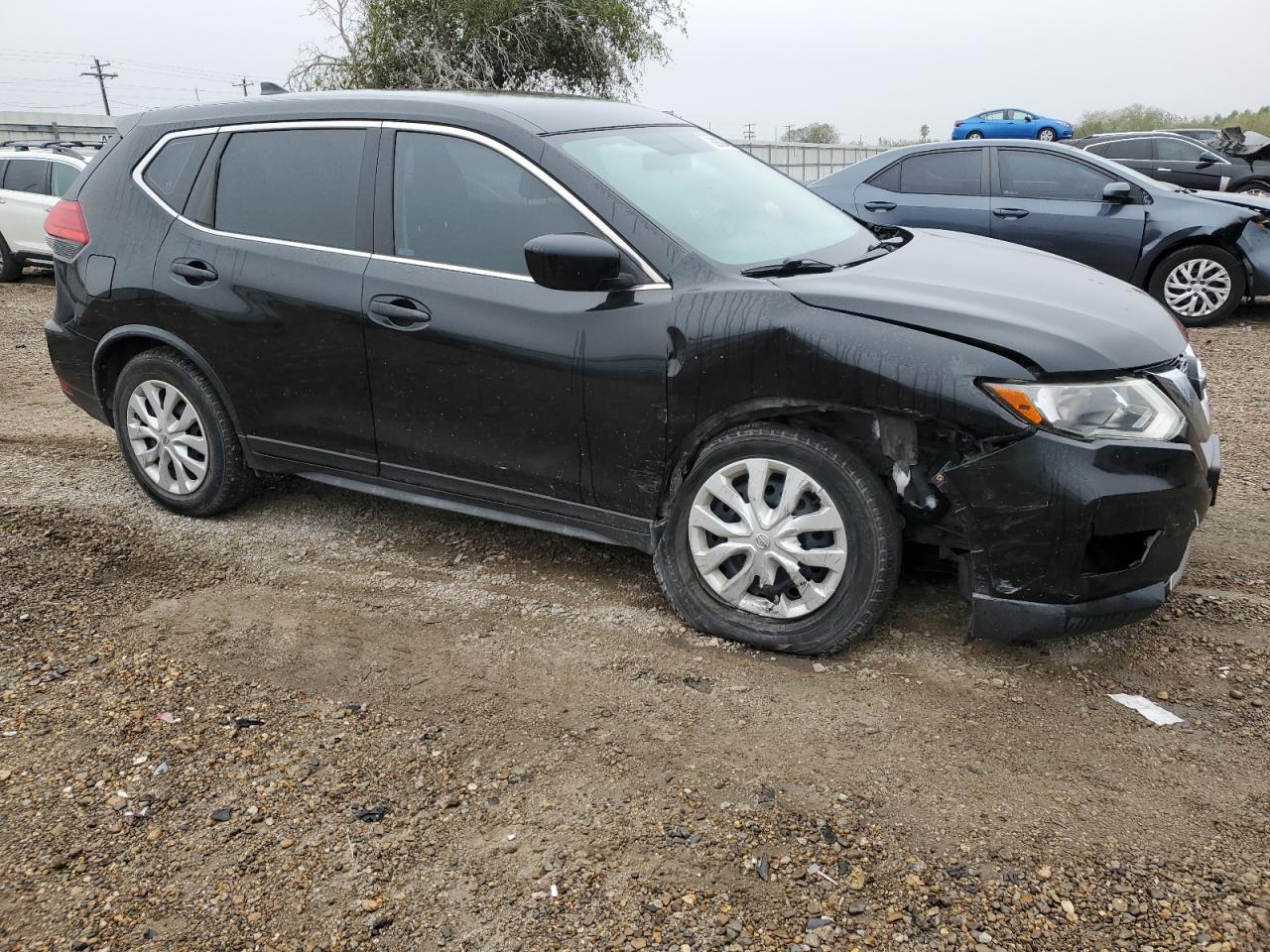 2017 NISSAN ROGUE S - Image 4