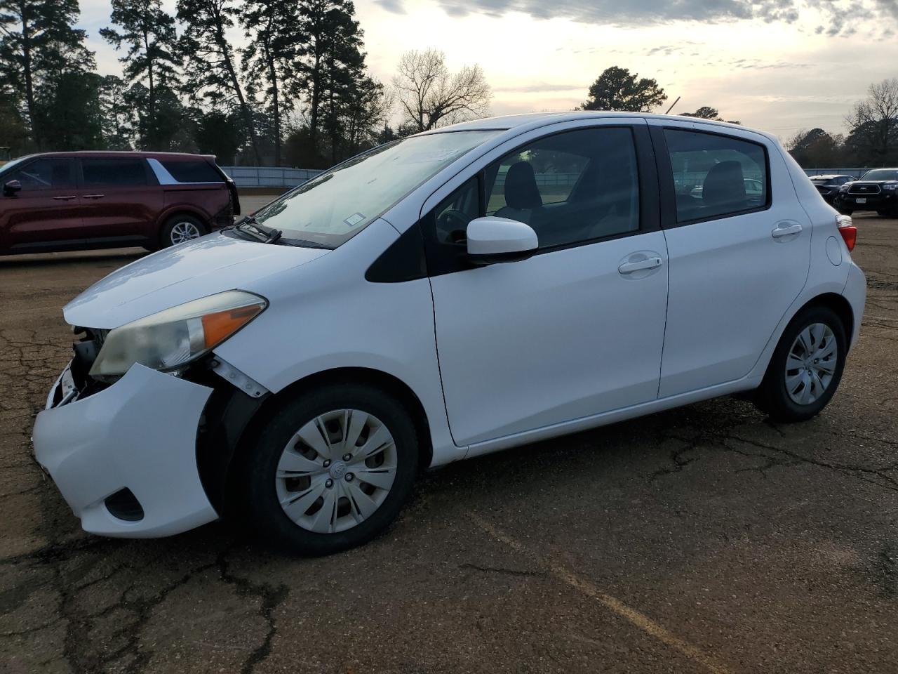 2013 TOYOTA YARIS