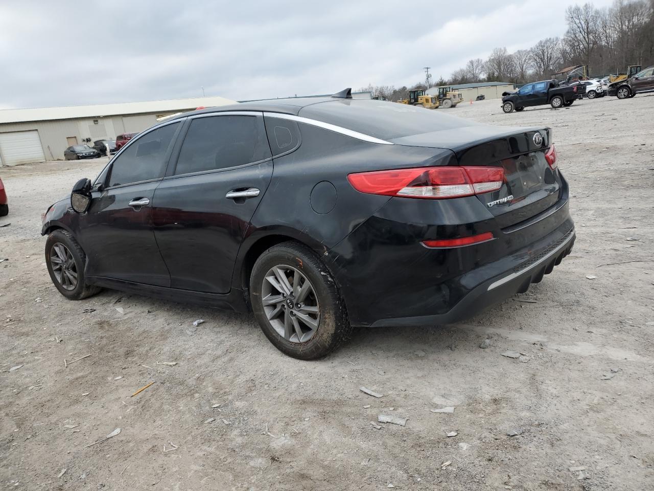 2020 KIA OPTIMA LX - Фото 2