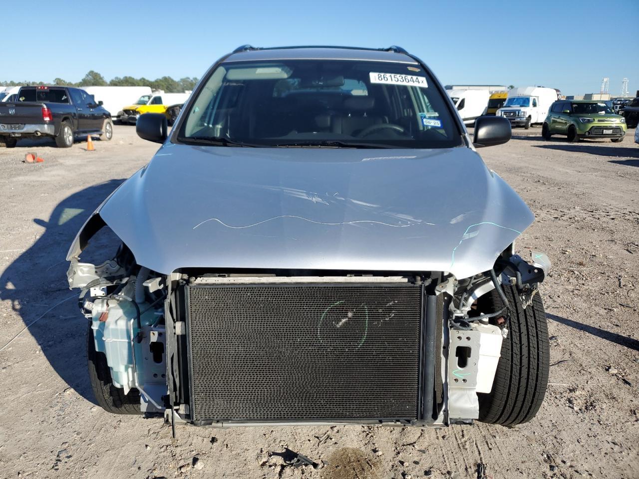 2011 TOYOTA RAV4 - Image 5