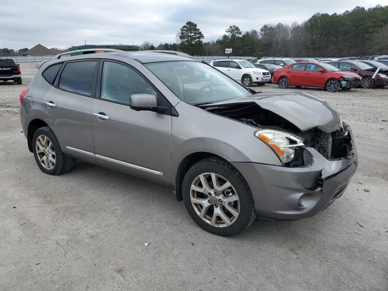 2013 NISSAN ROGUE S - Image 4