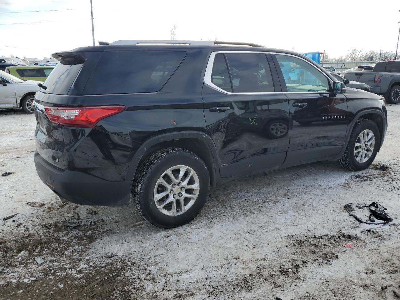 2018 CHEVROLET TRAVERSE L - Фото 3