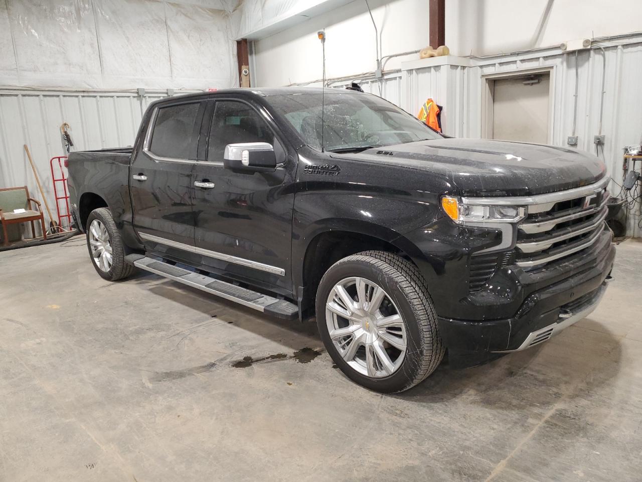 2024 CHEVROLET SILVERADO - Image 4