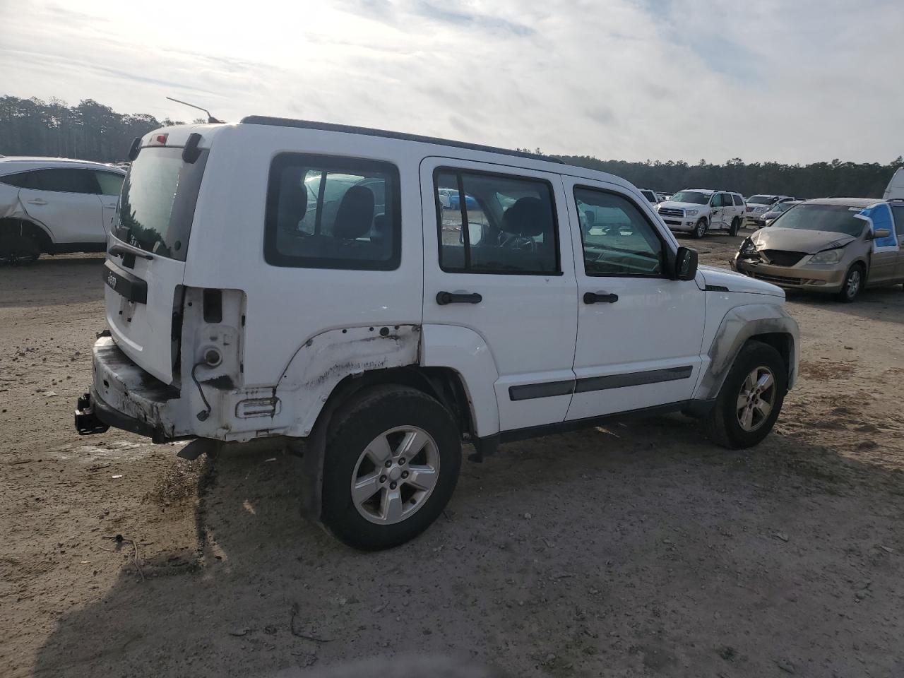 2012 JEEP LIBERTY SP - Фото 3