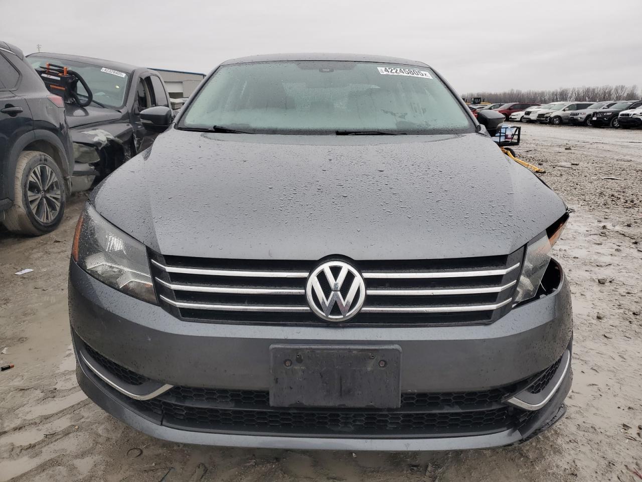 2014 VOLKSWAGEN PASSAT S - Фото 5