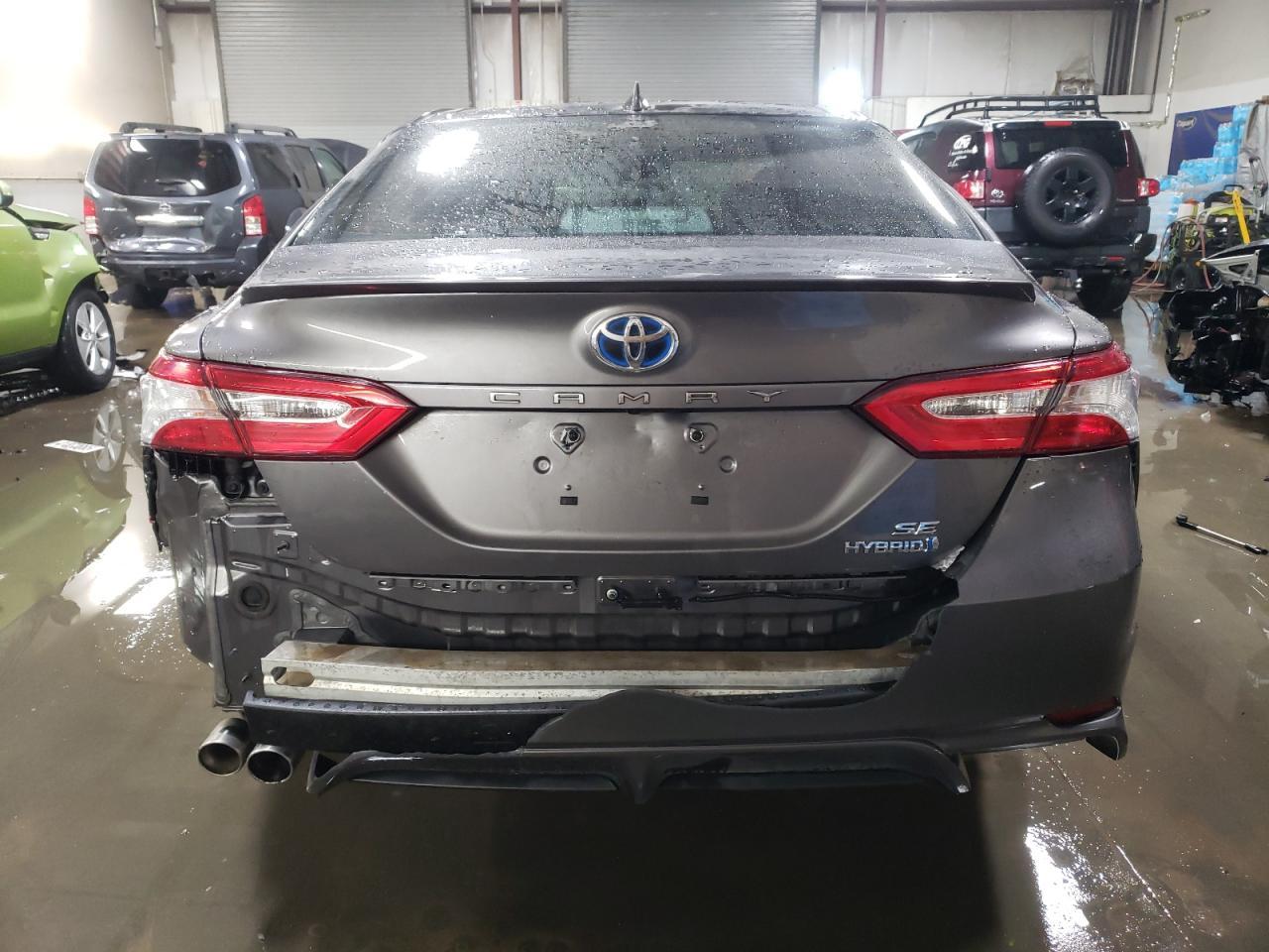 2020 TOYOTA CAMRY SE - Image 6