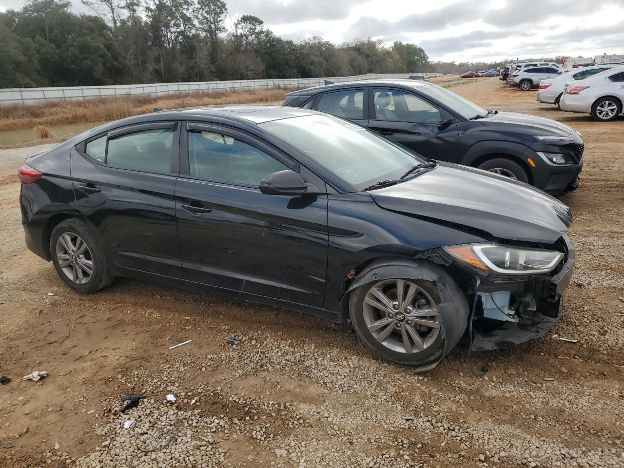 2018 HYUNDAI ELANTRA SE - Фото 4