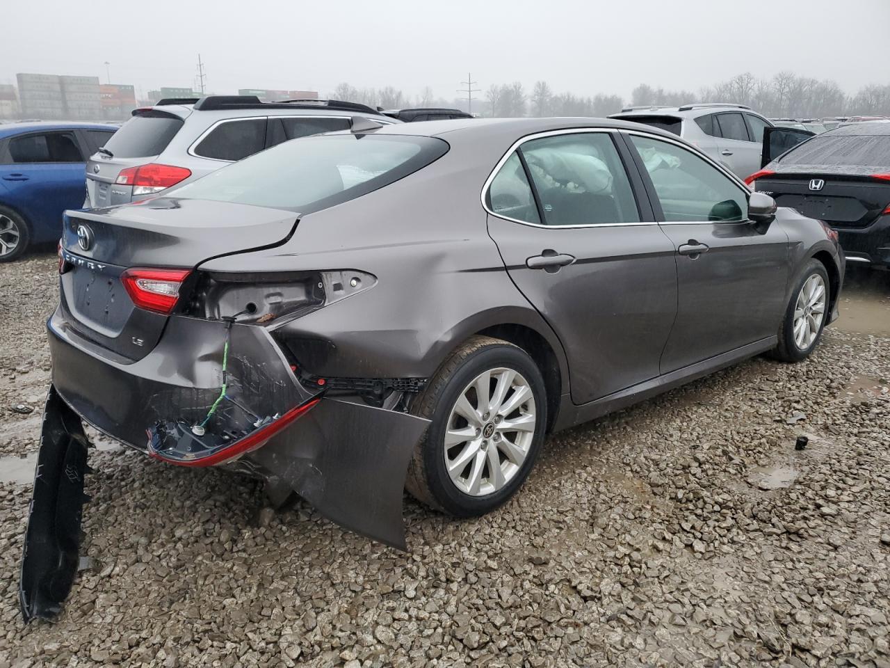 2020 TOYOTA CAMRY LE - Image 3