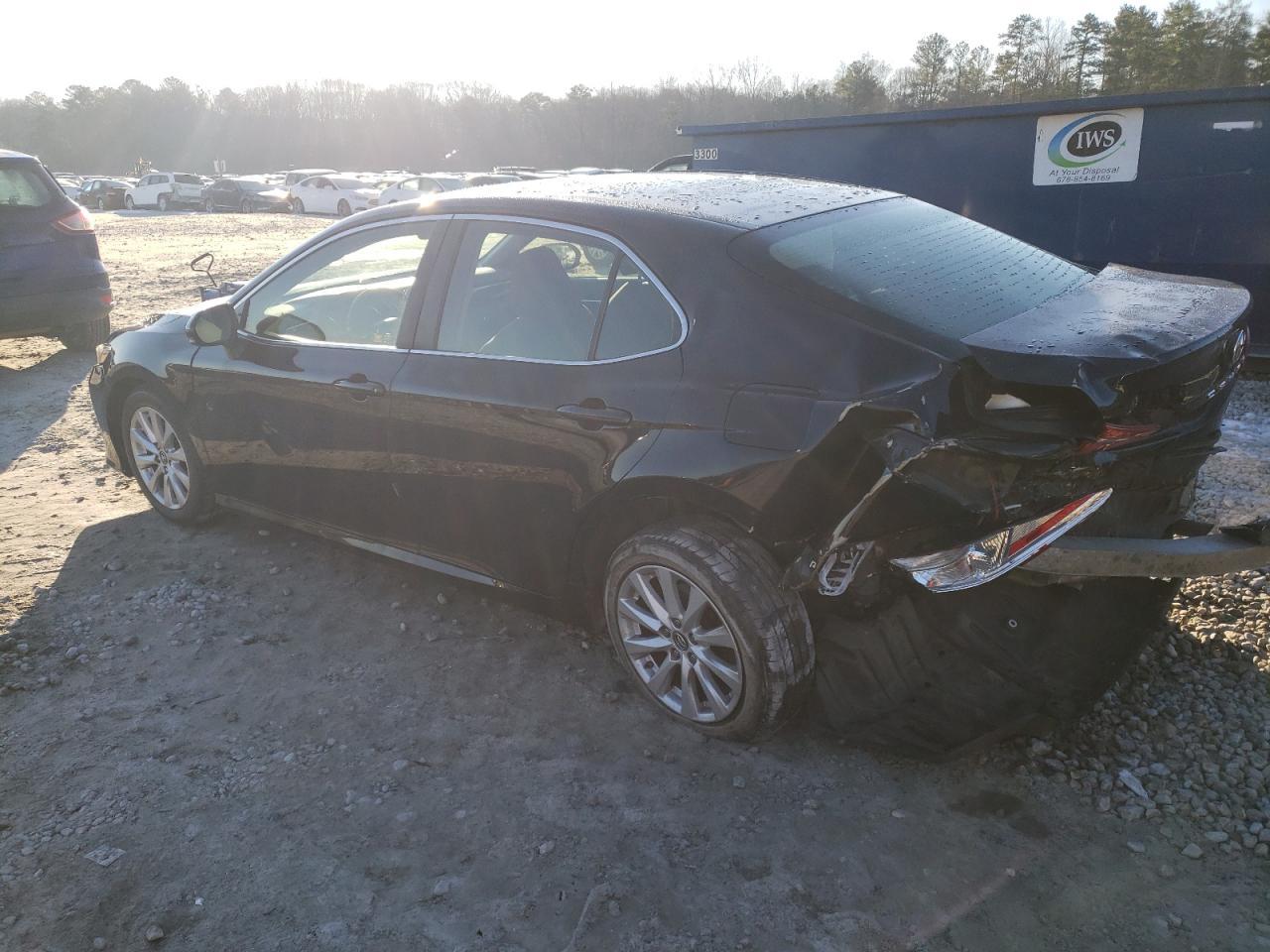 2018 TOYOTA CAMRY L - Фото 2
