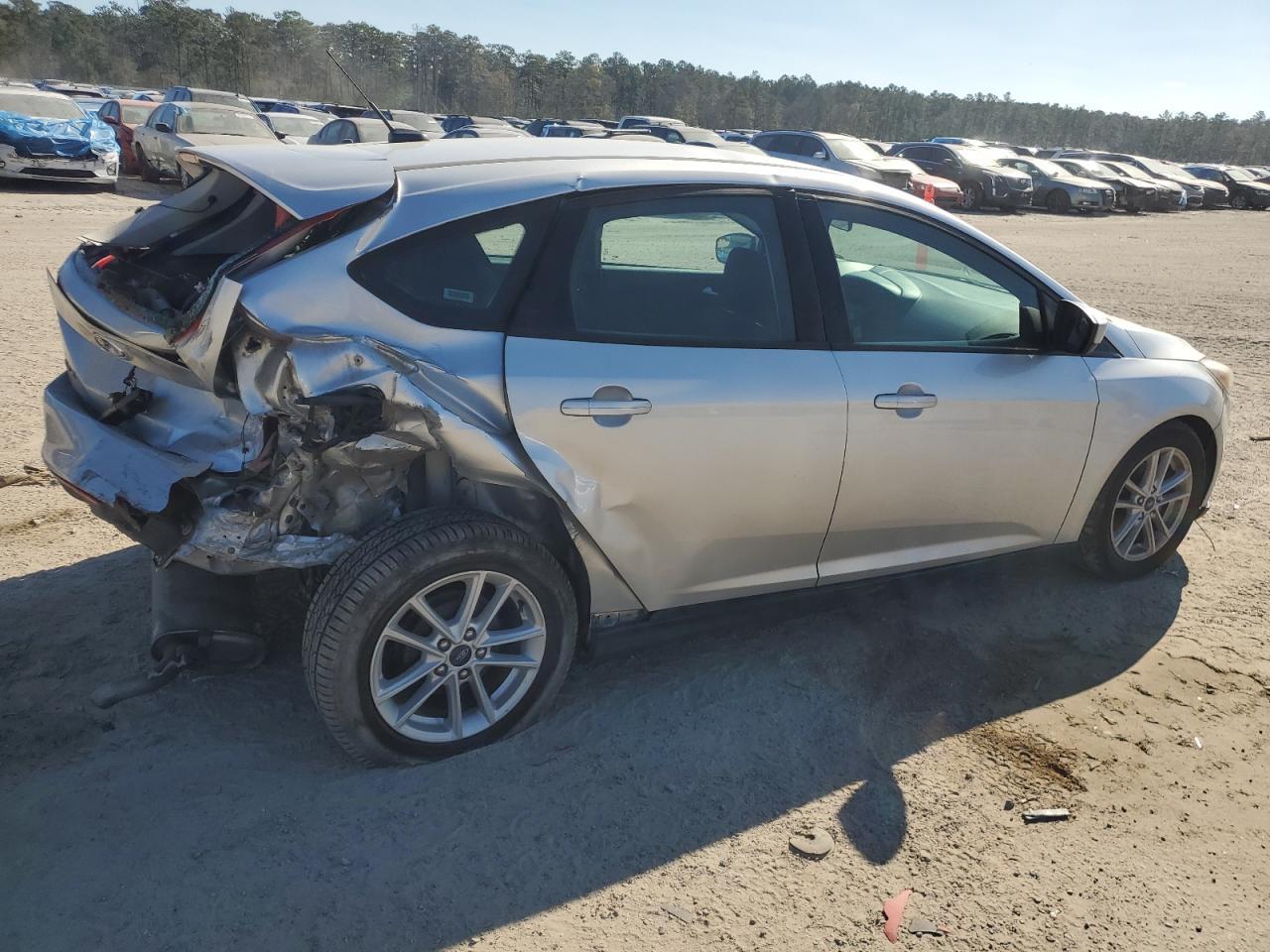 2018 FORD FOCUS SE - Image 3
