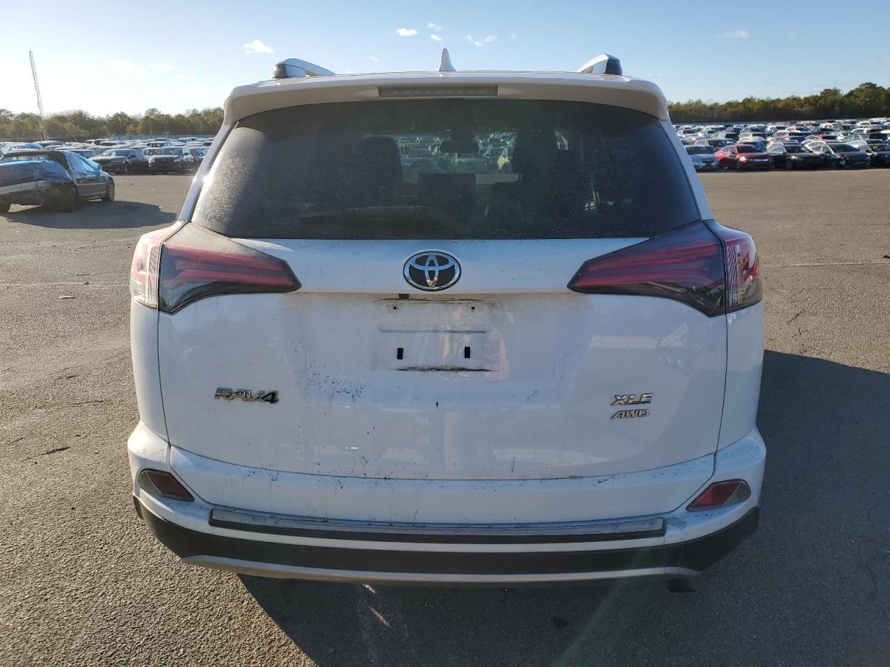 2018 TOYOTA RAV4 ADVEN - Фото 6
