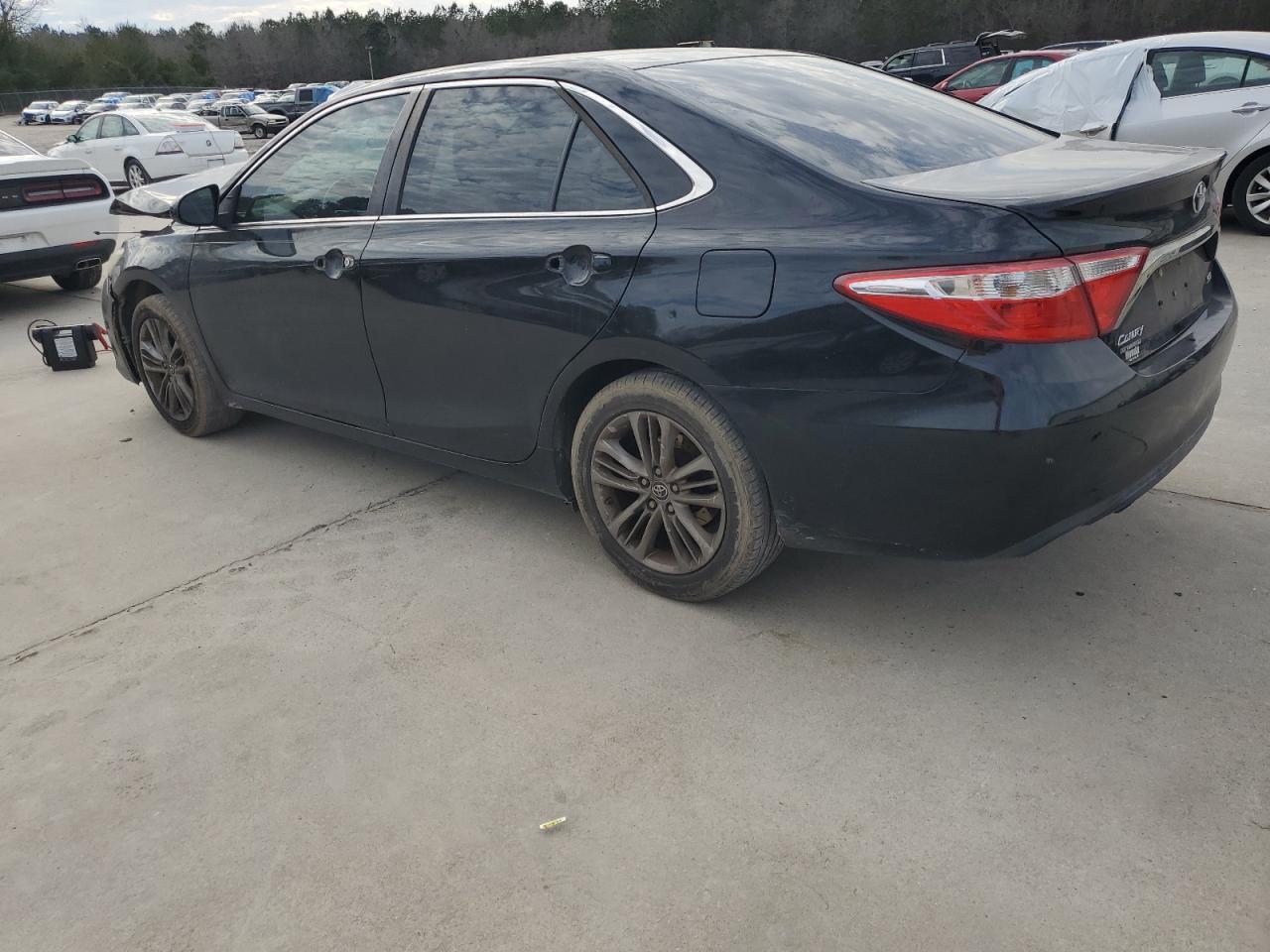 2016 TOYOTA CAMRY LE - Фото 2