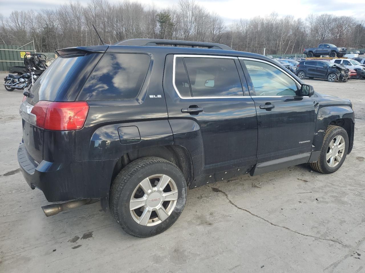 2013 GMC TERRAIN SL - Фото 3