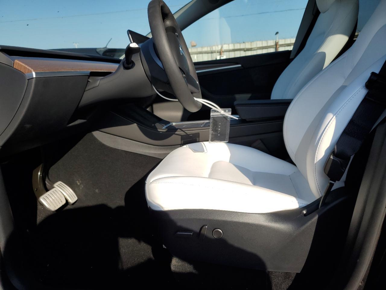 2024 TESLA MODEL Y - Image 7