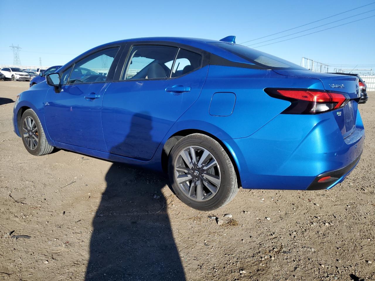 2021 NISSAN VERSA SV - Фото 2