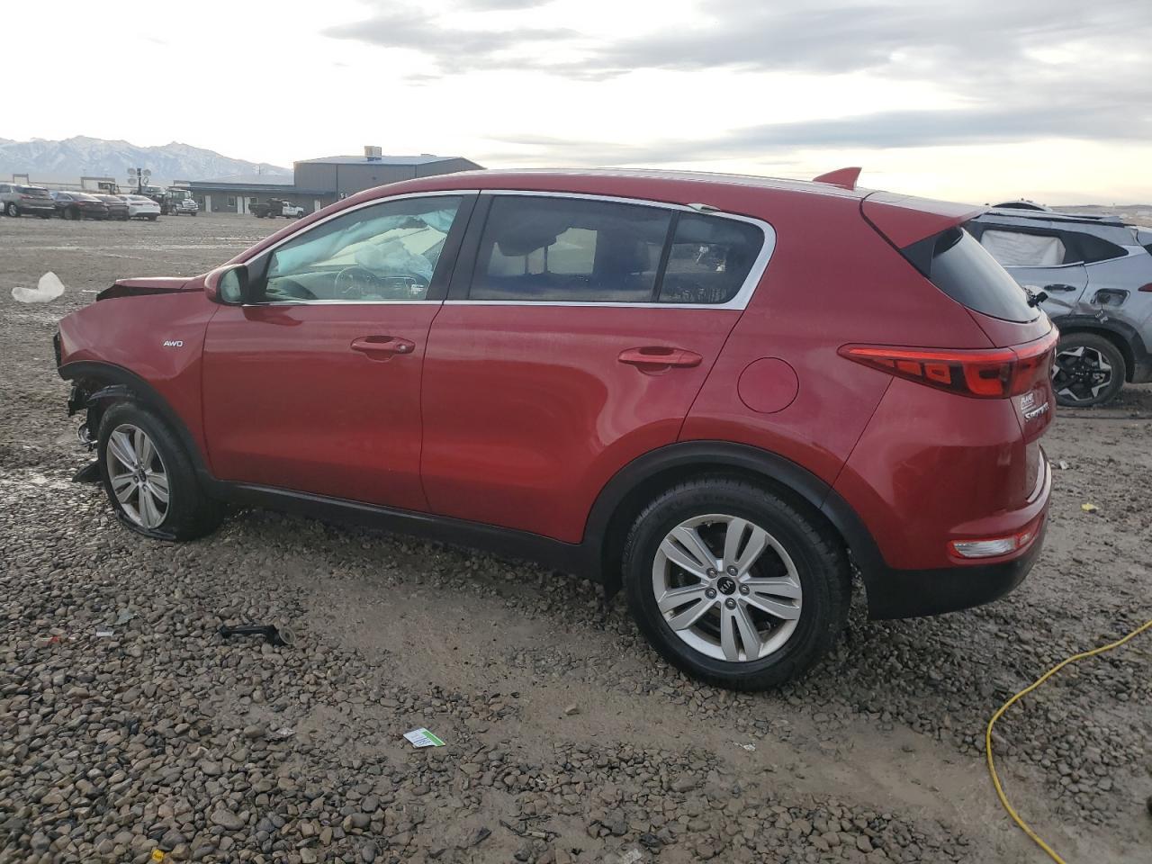 2017 KIA SPORTAGE L - Image 2