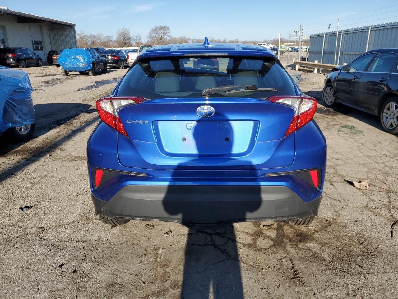 2019 TOYOTA C-HR XLE - Фото 6