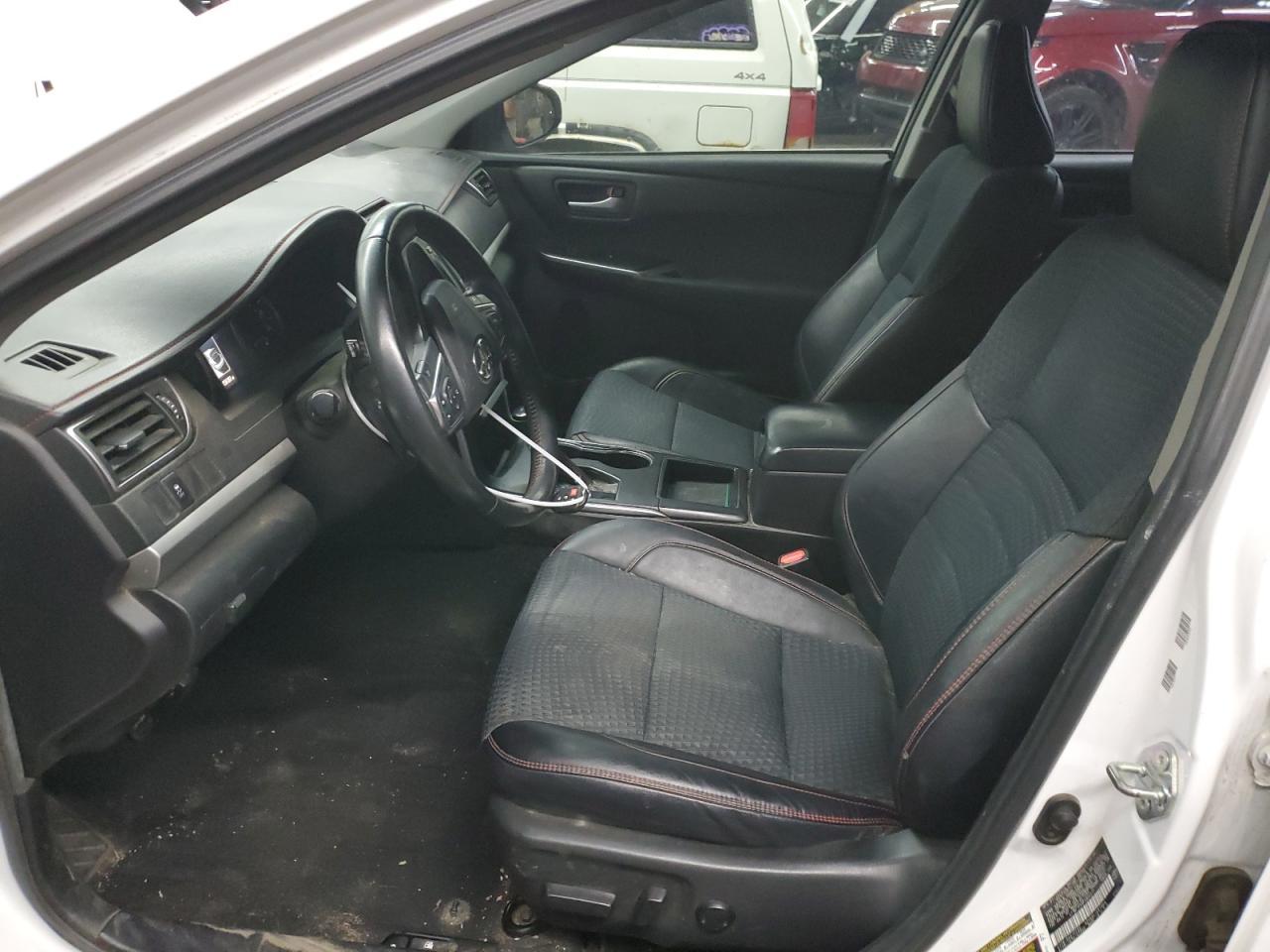 2015 TOYOTA CAMRY LE - Image 7