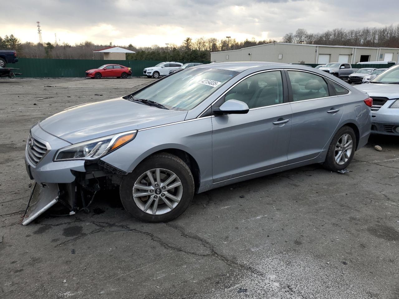 2017 HYUNDAI SONATA SE