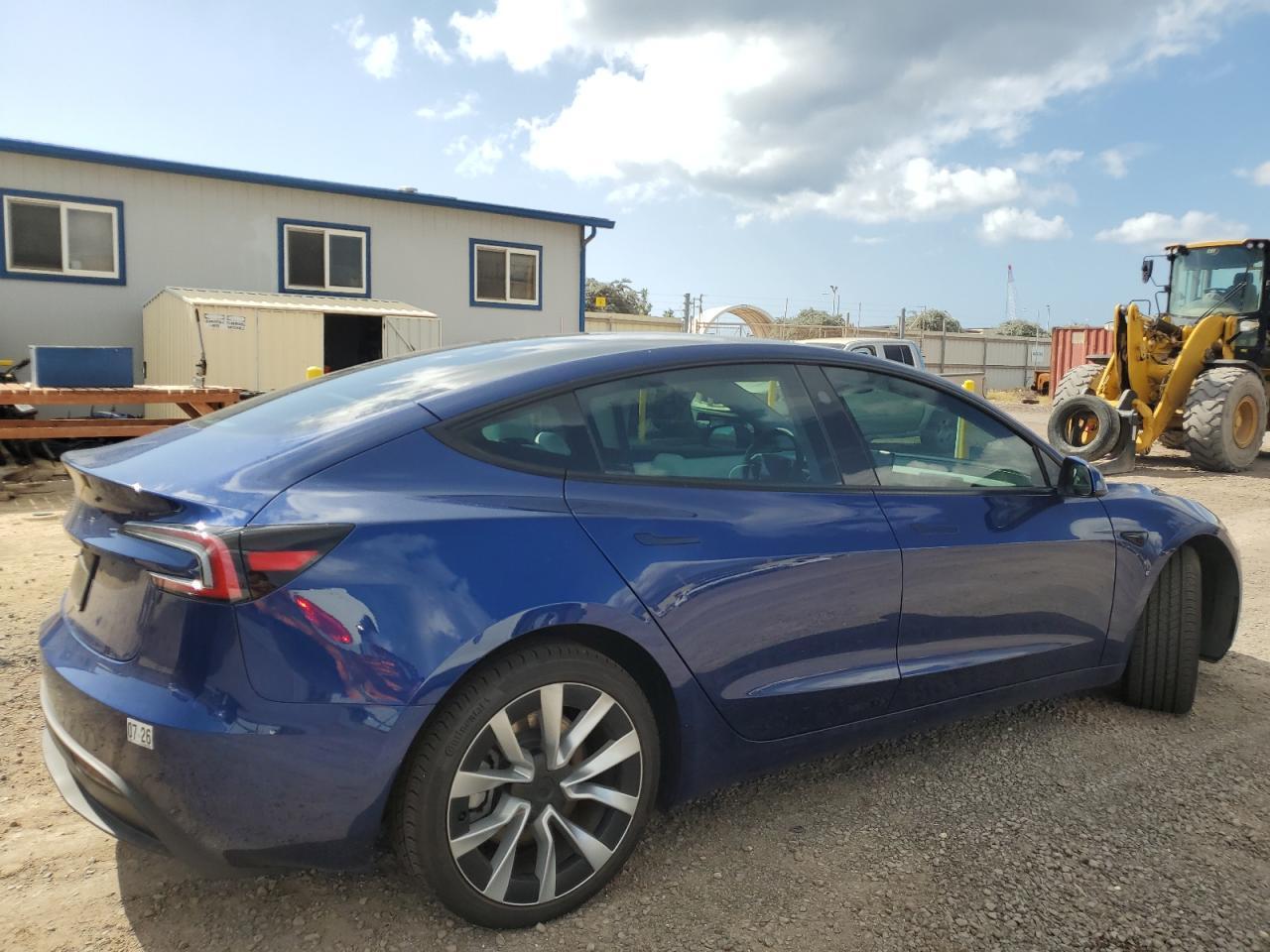 2024 TESLA MODEL 3 - Image 3