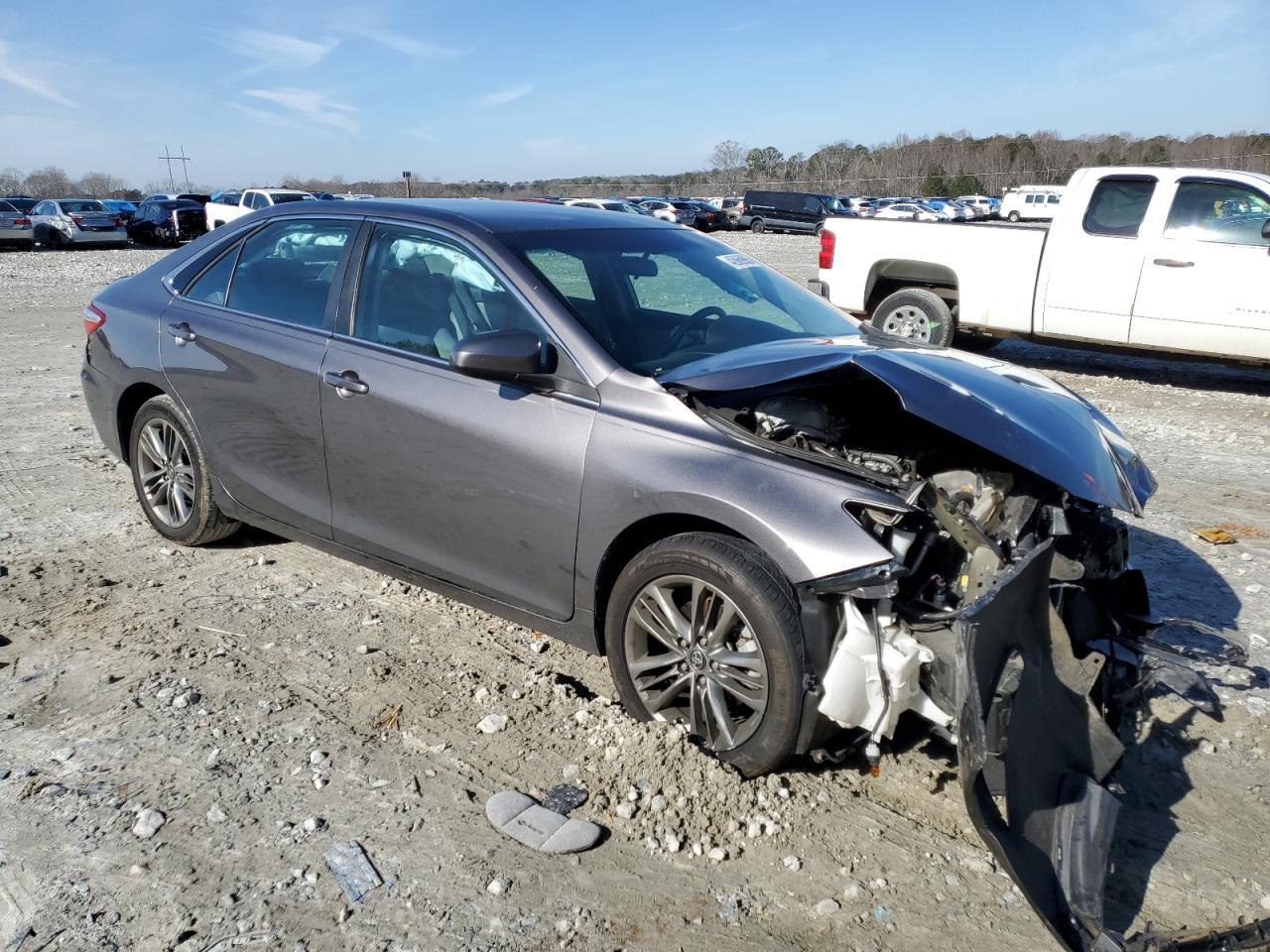 2017 TOYOTA CAMRY LE - Image 4