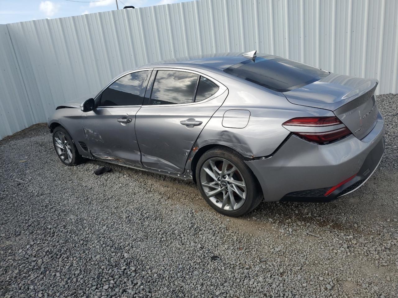 2022 GENESIS G70 BASE - Image 2