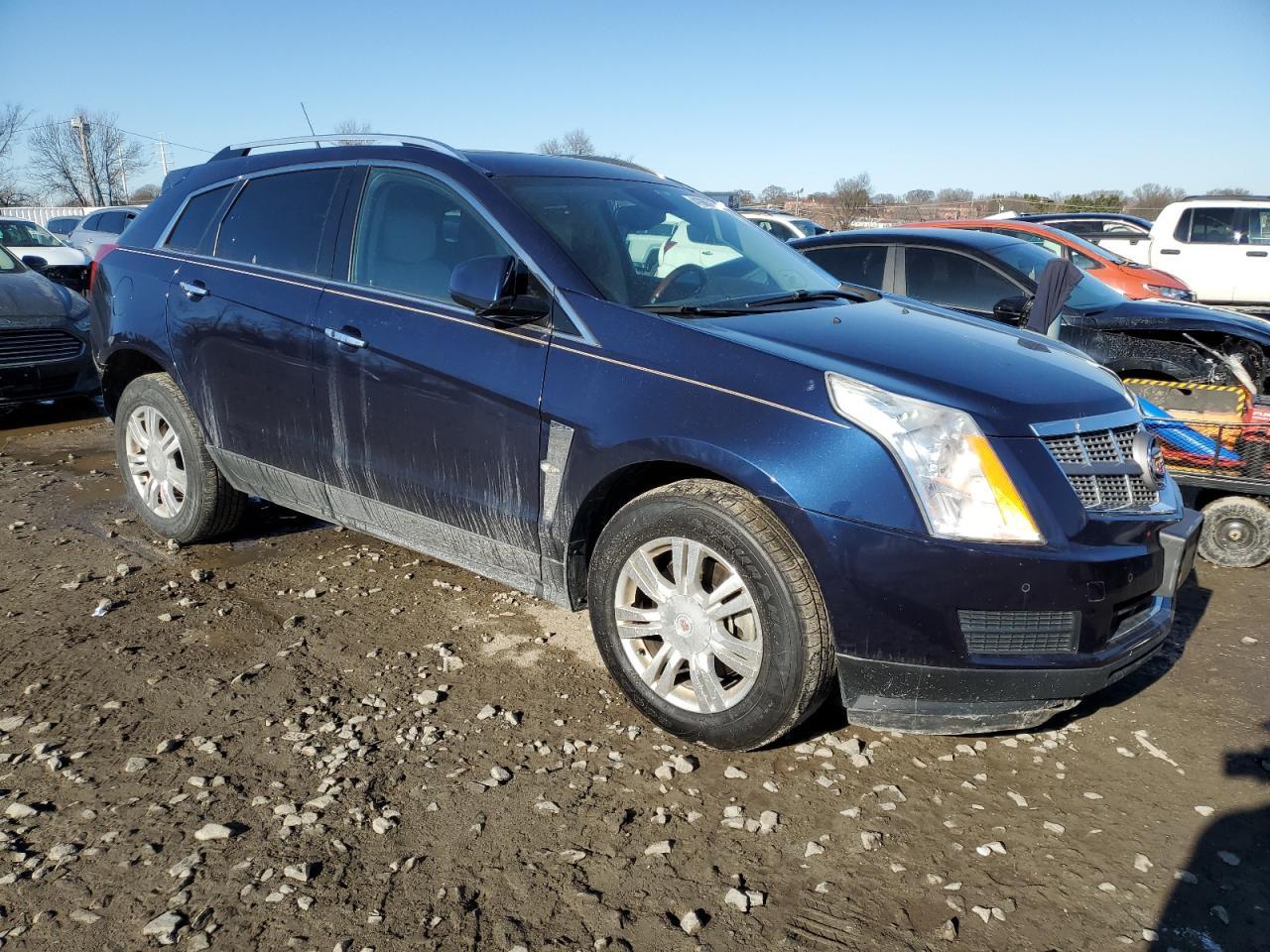 2011 CADILLAC SRX LUXURY - Image 4