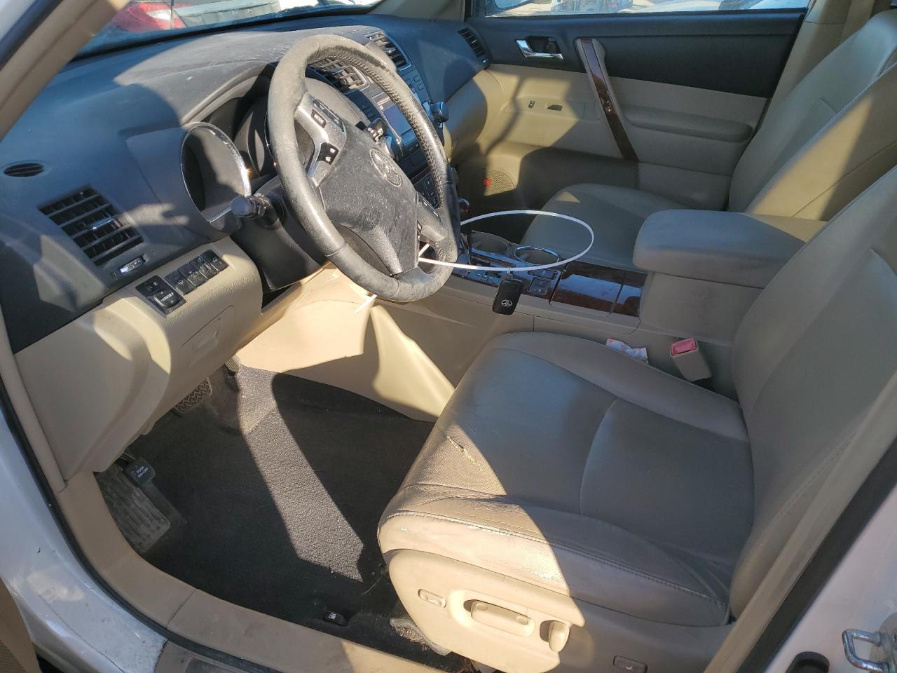 2012 TOYOTA HIGHLANDER - Фото 7
