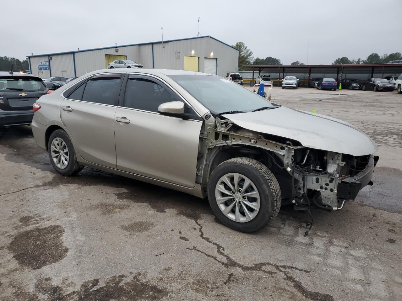 2017 TOYOTA CAMRY LE - Image 4